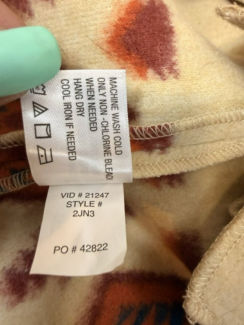 Orvis Womens Medium Southwestern Aztec Fleece Vest Button Front Pockets - Picture 13 of 13